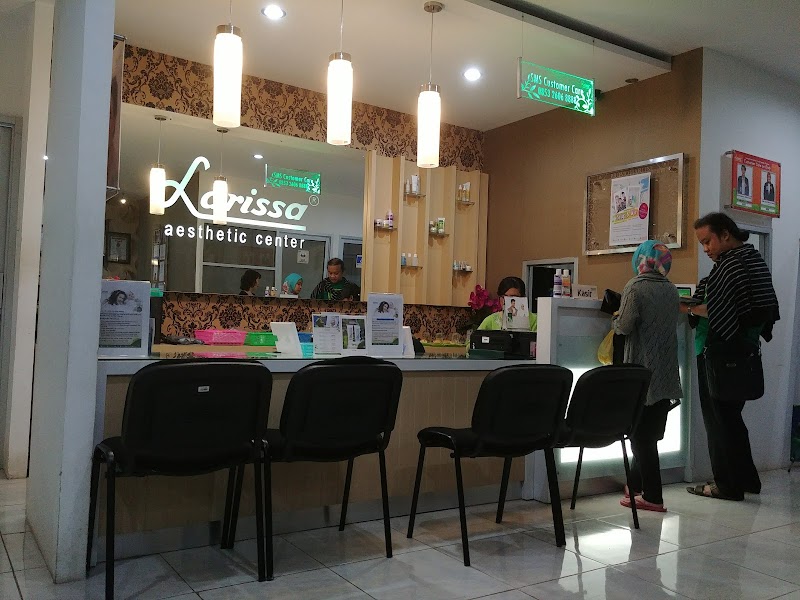 Hujan Sehat di Jantung Cilacap: Apotik SURYA'912 Menyambut Kesehatan Anda